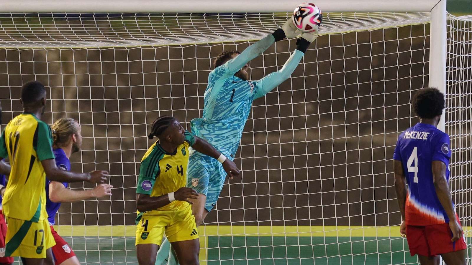 尤其是在面 尤其是在面